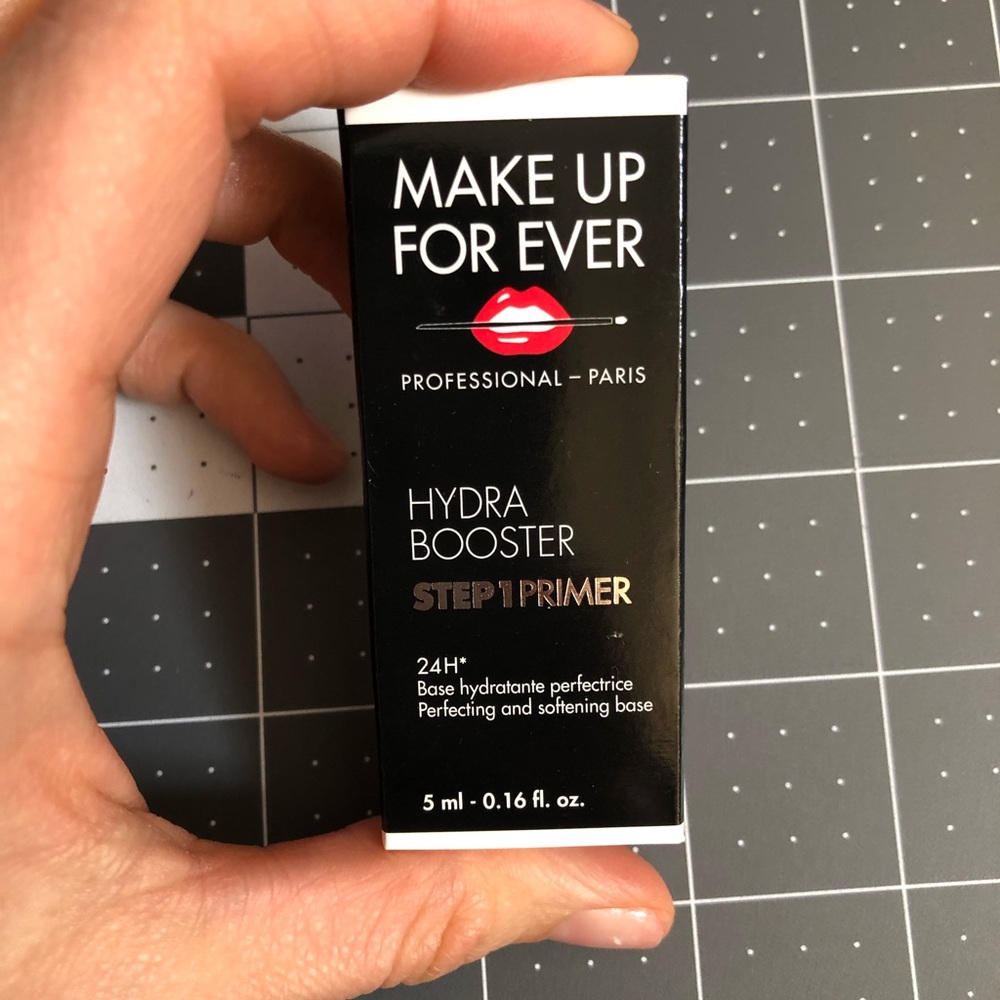 Makeup forever hydra booster step 1 primer brand new in box